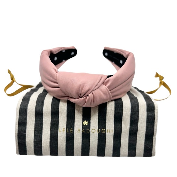 Lele Sadoughi Pink Knotted Padded Headband Reposhing from @okatasy - Picture 6 of 13